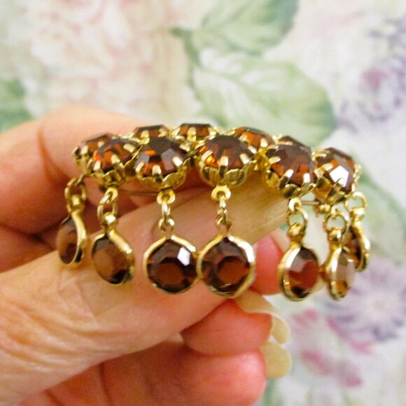 VINTAGE Cinnamon Spice Rhinestone Dangle Brooch ~ CRYSTAL RHINESTONE Brooch - Picture 10 of 12